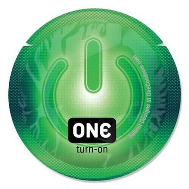 Презерватив ONE Glowing Pleasures, 1 шт, светится в темноте, со смазкой